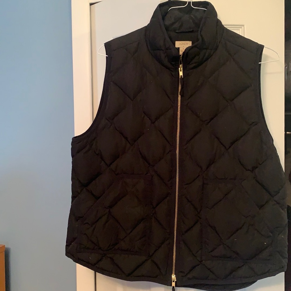 Black J Crew quilted vest